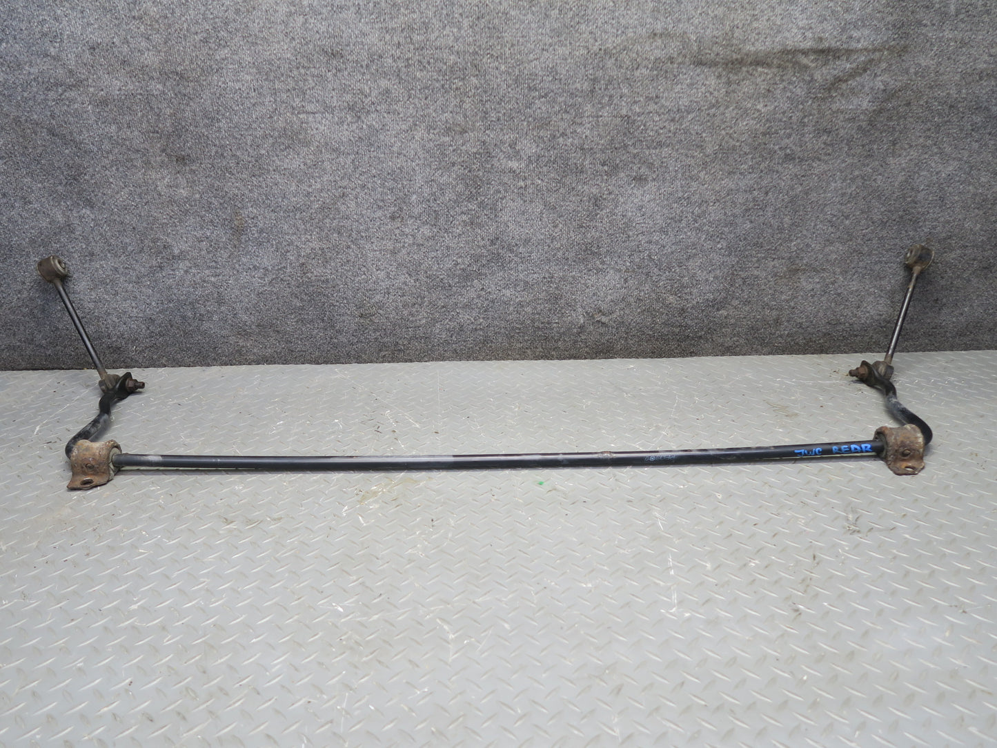 07-18 Jeep Wrangler JK Rear Anti Roll Skate Stabilizer Sway Bar OEM