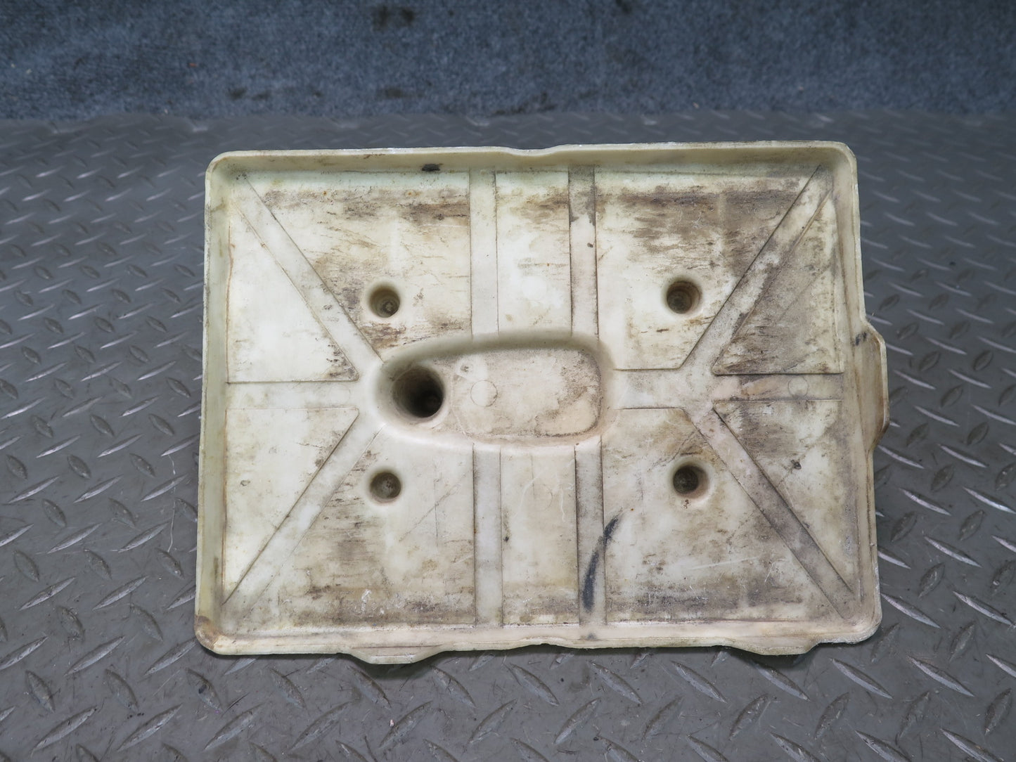 84-89 Nissan Z31 300ZX Battery Tray Support w Mounting Holders OEM