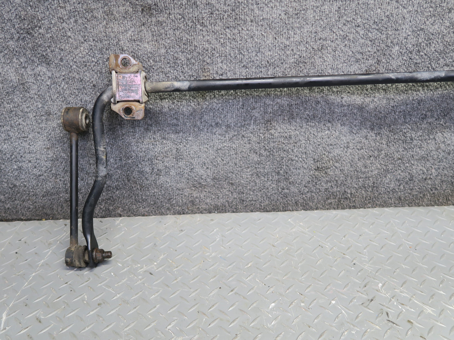 07-18 Jeep Wrangler JK Rear Anti Roll Skate Stabilizer Sway Bar OEM