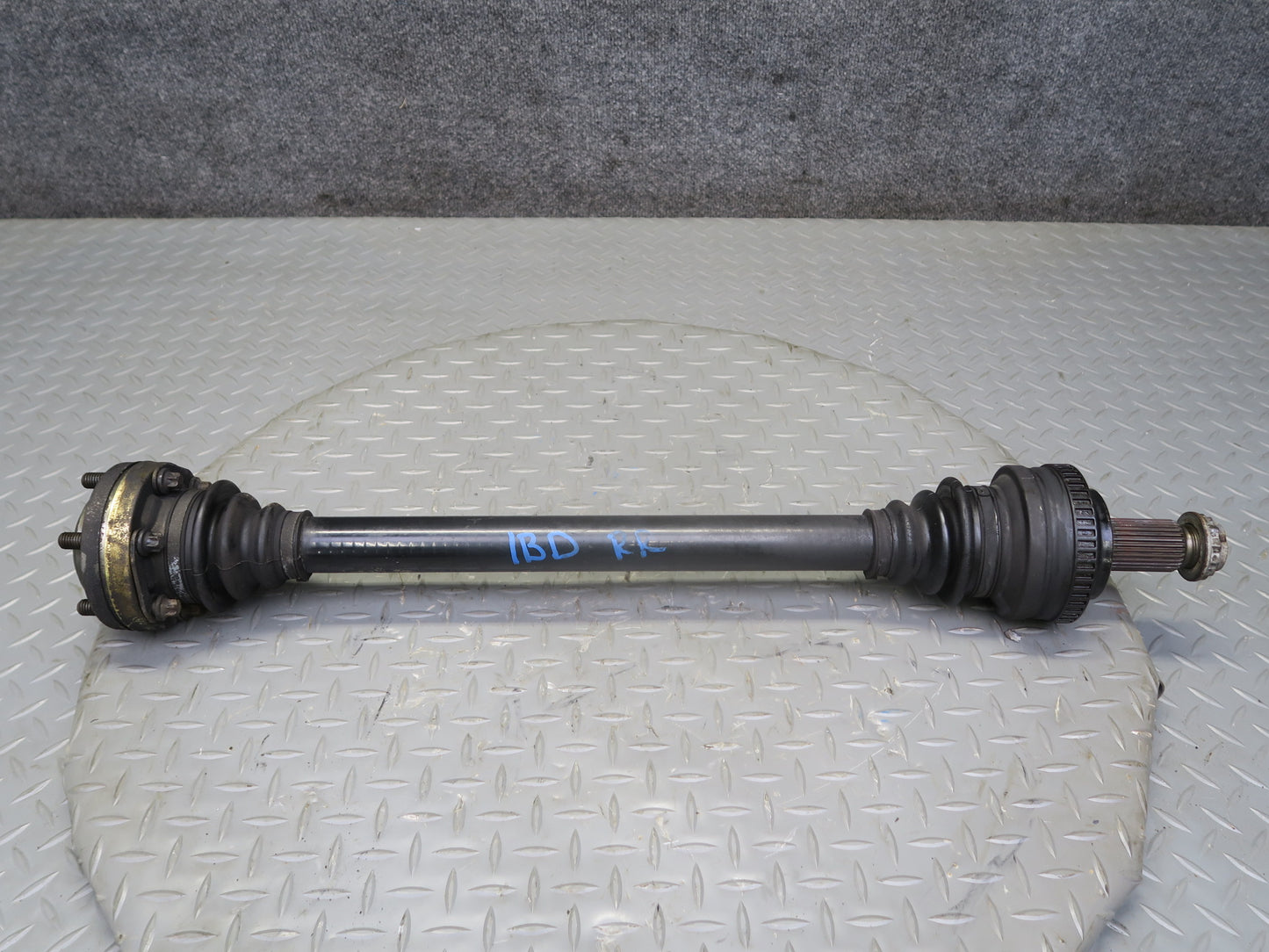 01-06 BMW E46 330Ci M54 RWD A/T Rear Right Suspension Axle Shaft 7505290 OEM