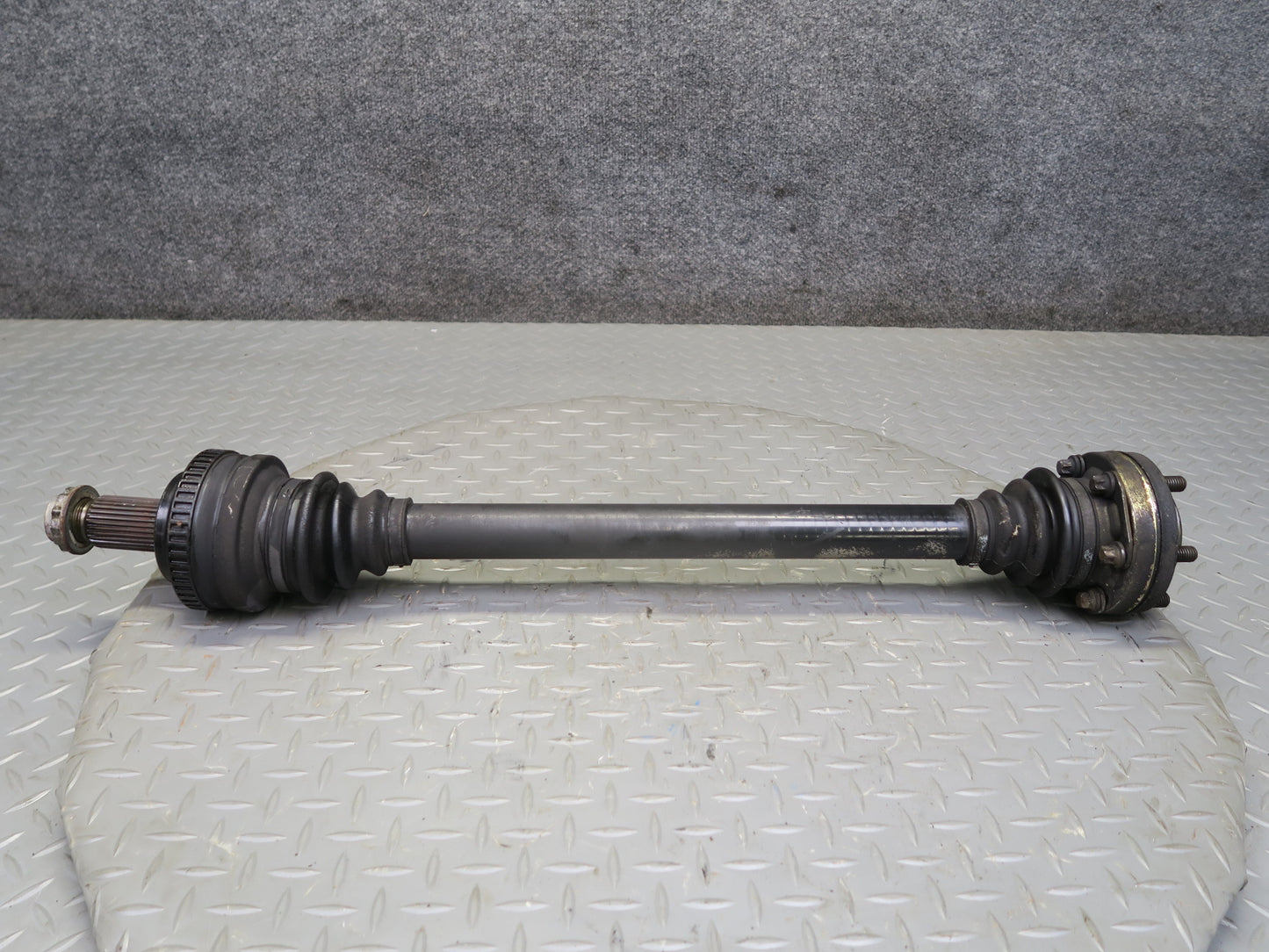 01-06 BMW E46 330Ci M54 RWD A/T Rear Right Suspension Axle Shaft 7505290 OEM