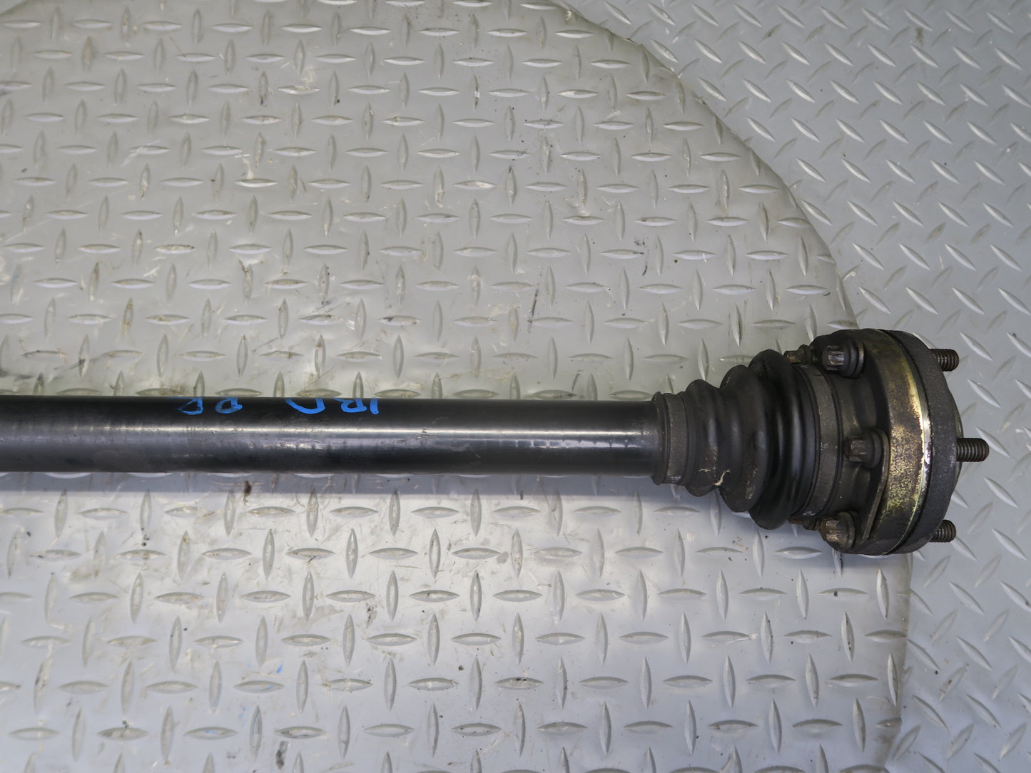 01-06 BMW E46 330Ci M54 RWD A/T Rear Right Suspension Axle Shaft 7505290 OEM