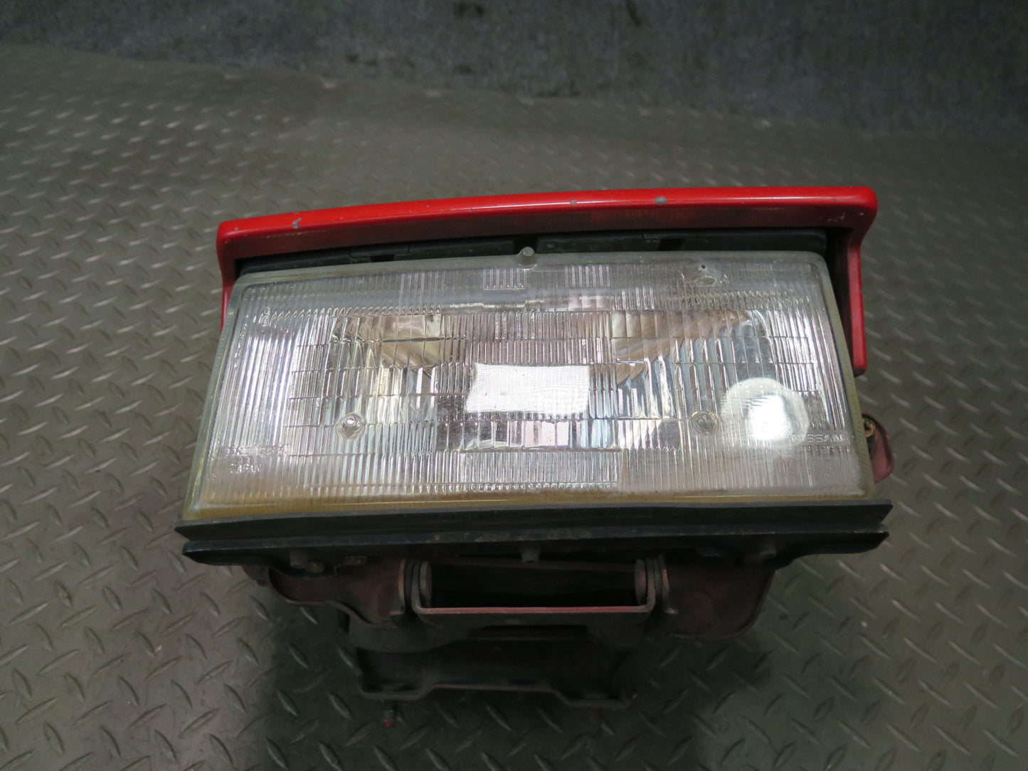 87-89 Nissan Z31 300ZX Front Right POP UP Headlight Lamp w Cover OEM