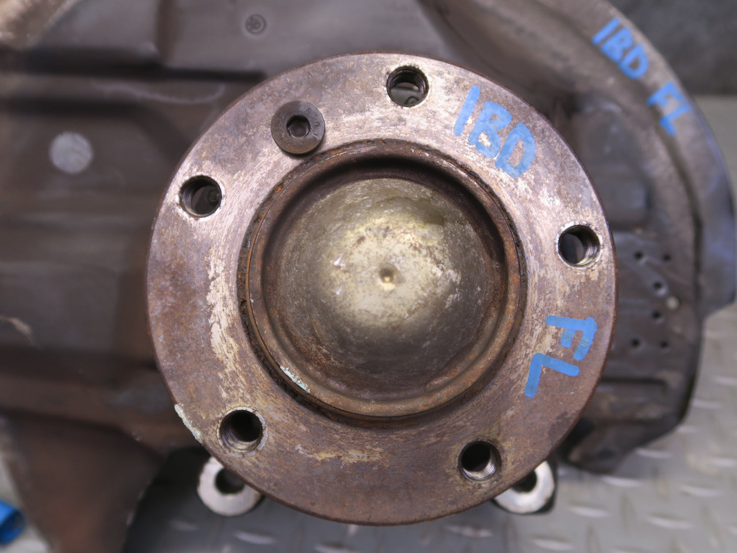 01-06 BMW E46 330ci RWD Front Left Spindle Knuckle Wheel Hub Bearing OEM