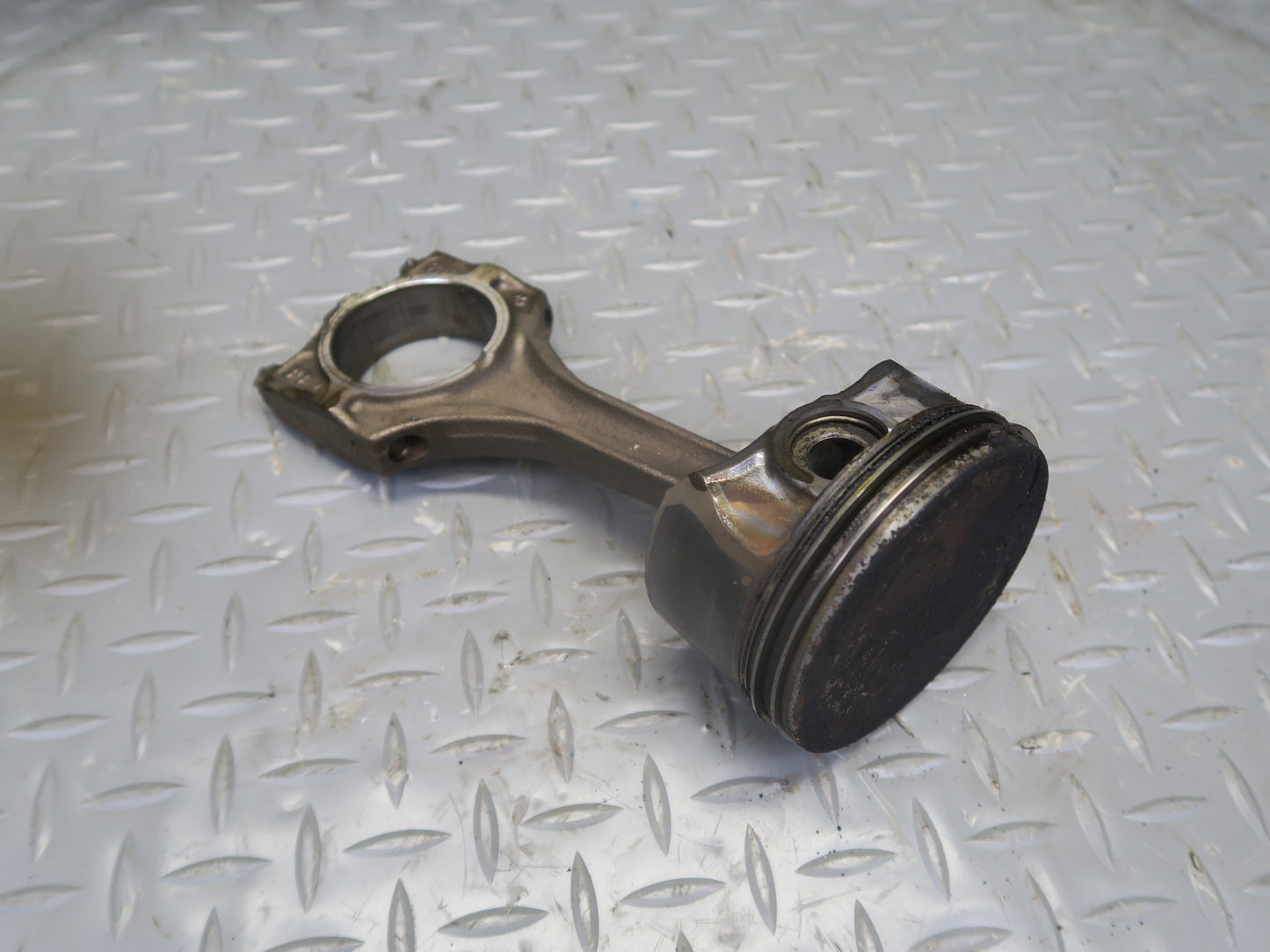 01-06 BMW E46 330ci M54 3.0L Set of 6 Engine Motor Piston w Connecting Rod OEM