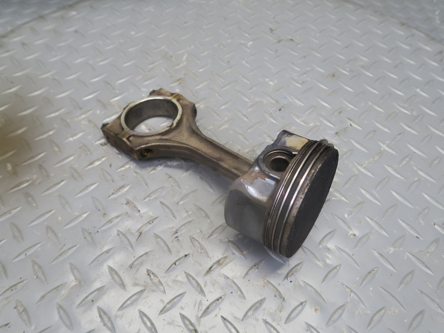 01-06 BMW E46 330ci M54 3.0L Set of 6 Engine Motor Piston w Connecting Rod OEM