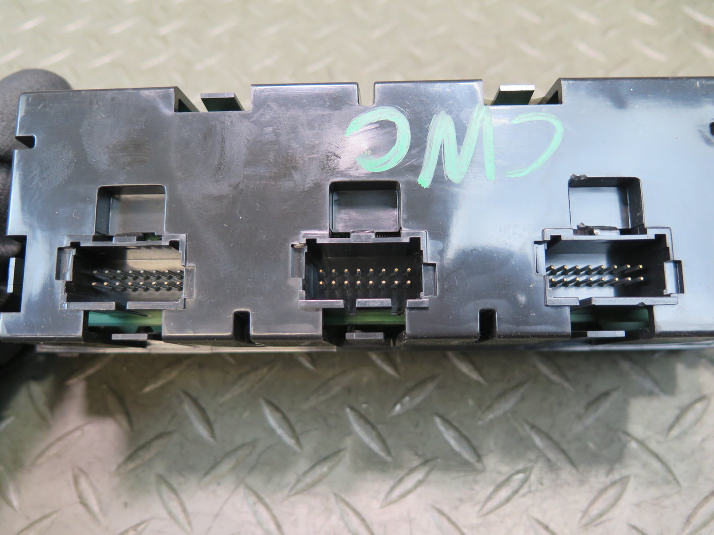 05-13 Chevrolet Corvette C6 A/C Heater Climate Control Switch Panel 15802837 OEM