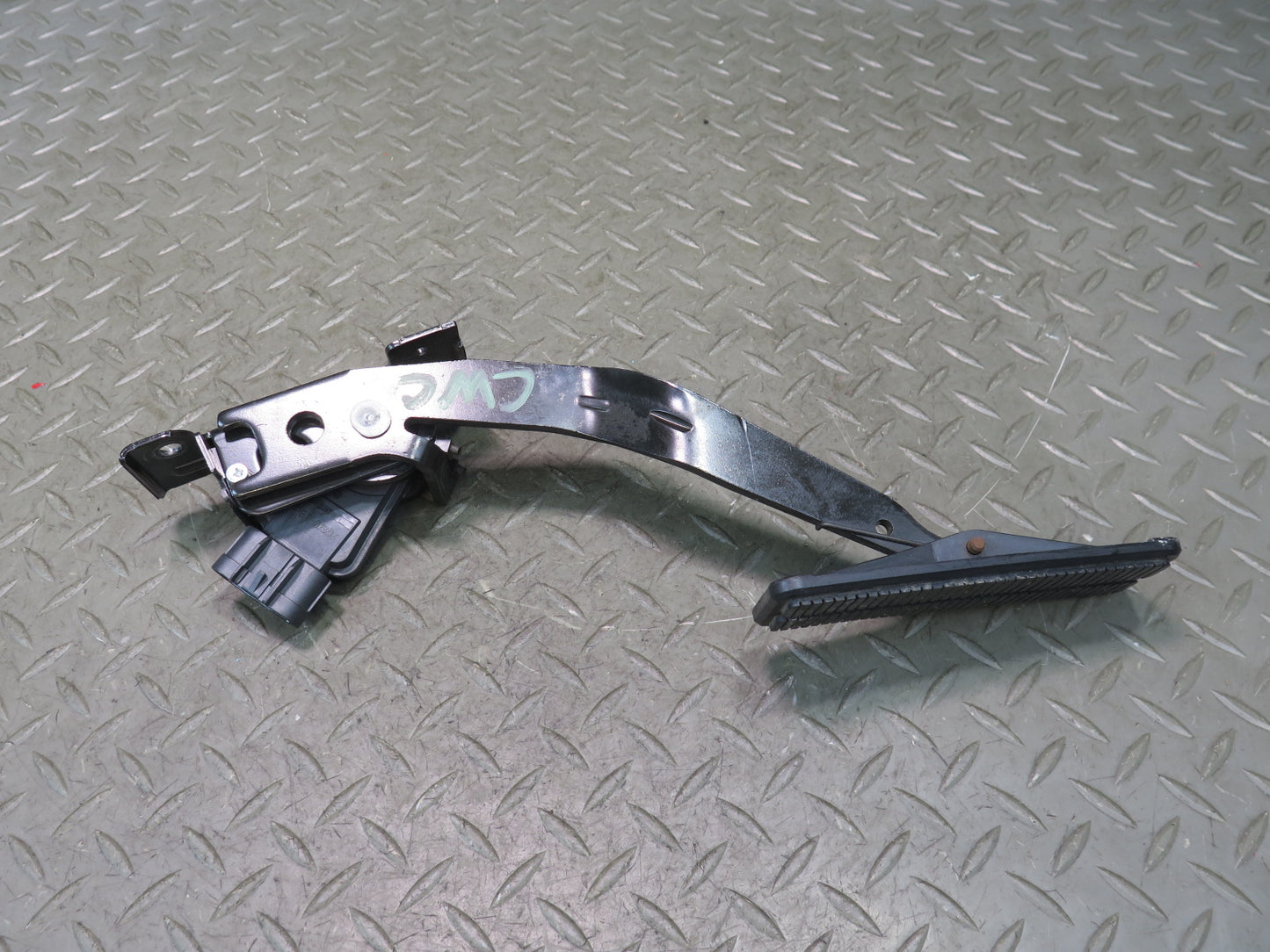 05-13 Chevrolet Corvette C6 Throttle Accelerator Gas Pedal Position Sensor OEM