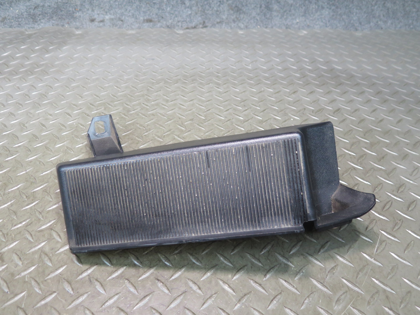 05-13 Chevrolet Corvette C6 Front Left Driver Side Foot Rest Pedal 10271958 OEM