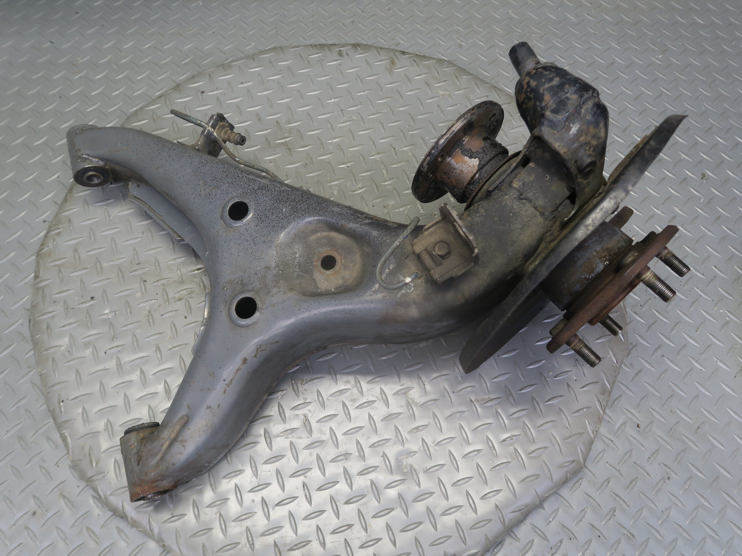 82-83 Datsun 280ZX S130 NA 2+2 Rear Left Trailing Arm Hub Spindle OEM