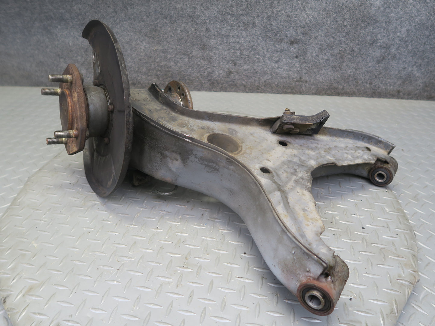 82-83 Datsun 280ZX S130 NA 2+2 Rear Left Trailing Arm Hub Spindle OEM