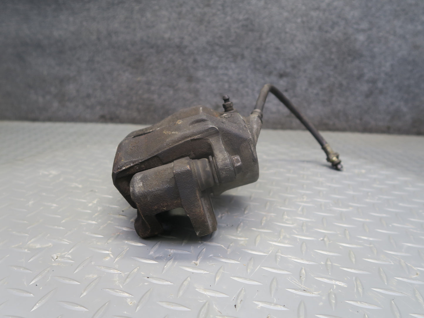 81-83 Datsun S130 280ZX Set of 2 Front Left & Right Brake Caliper w Hose OEM