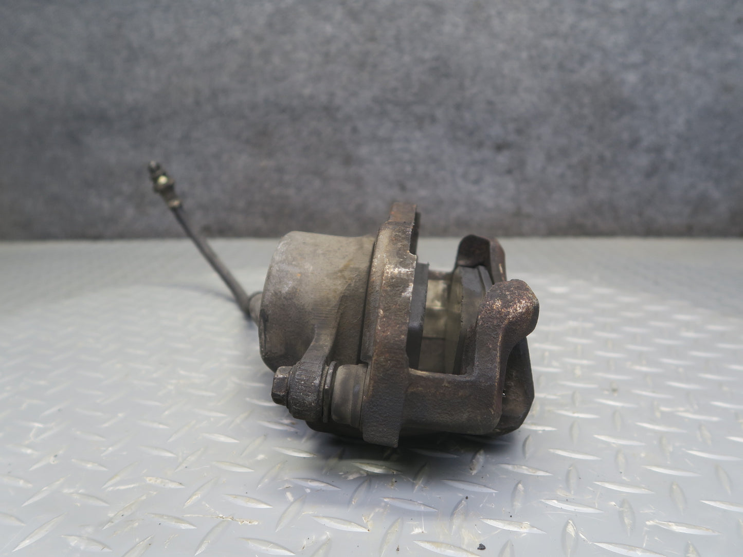 81-83 Datsun S130 280ZX Set of 2 Front Left & Right Brake Caliper w Hose OEM