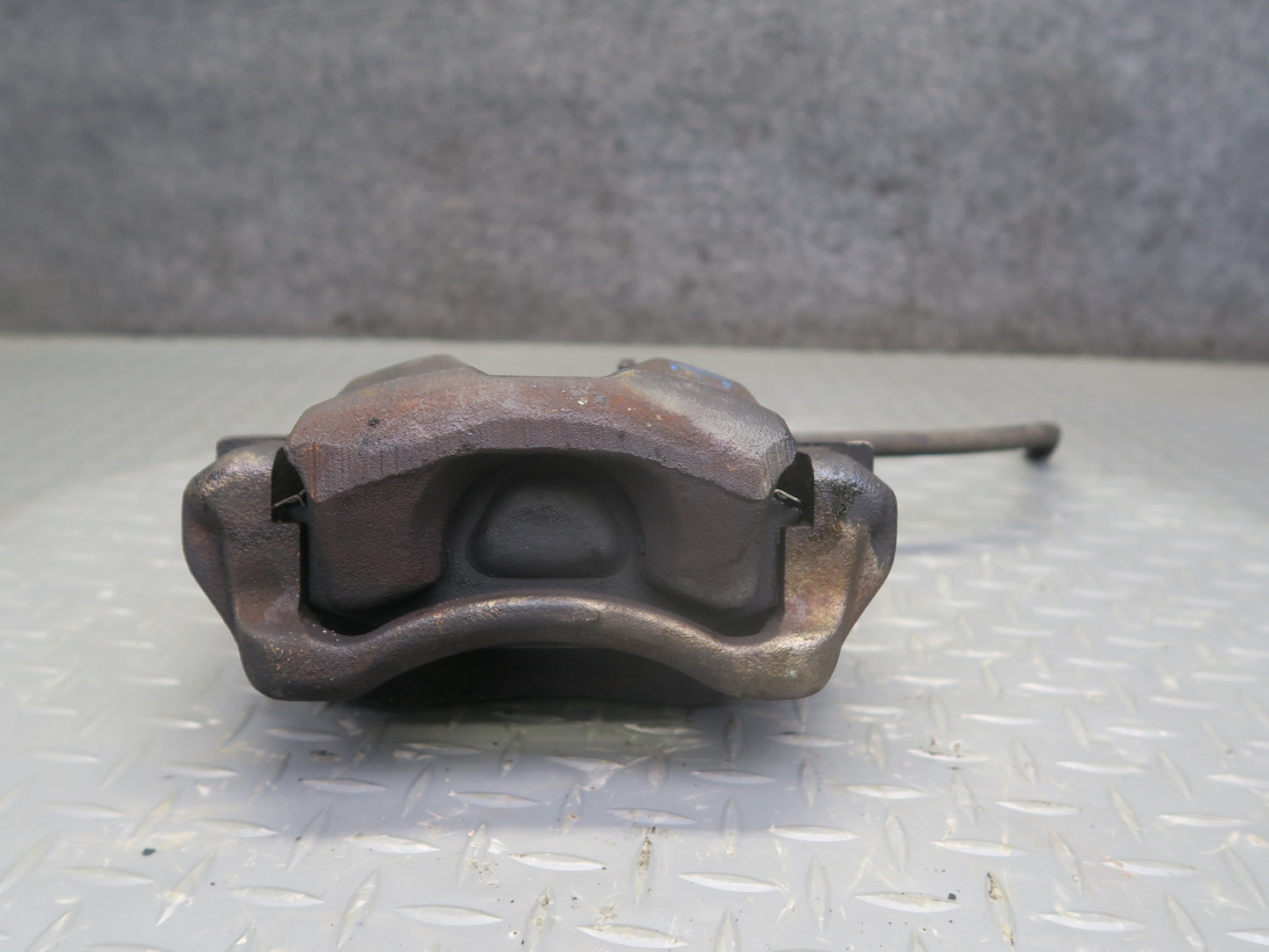 81-83 Datsun S130 280ZX Set of 2 Front Left & Right Brake Caliper w Hose OEM