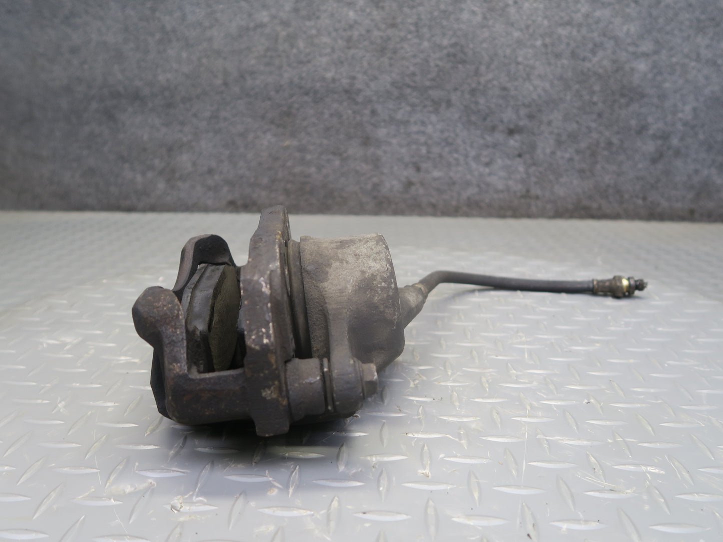 81-83 Datsun S130 280ZX Set of 2 Front Left & Right Brake Caliper w Hose OEM