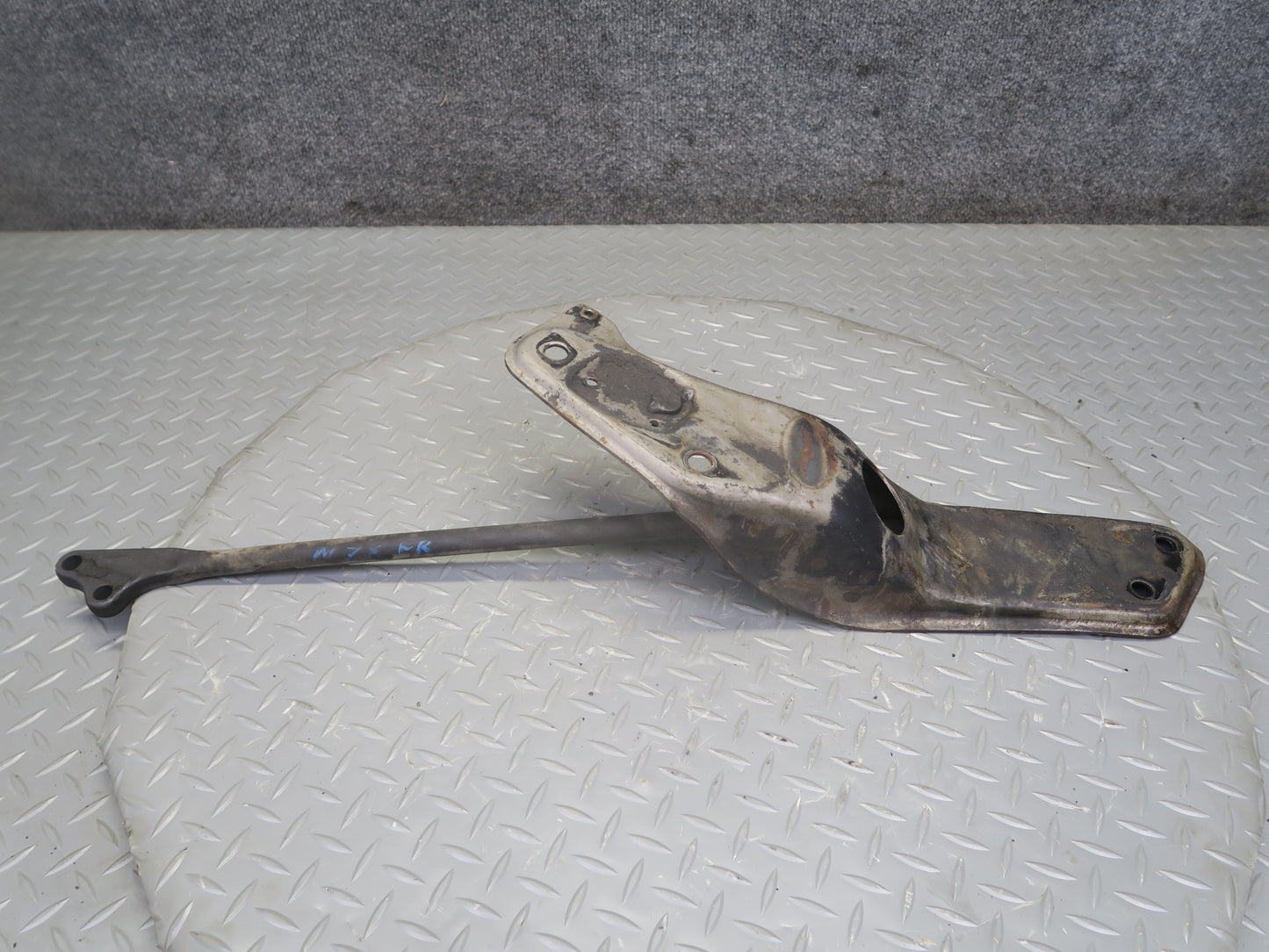 79-83 Datsun 280ZX 2+2 Front Right Suspension Control Strut Rod Arm Set OEM