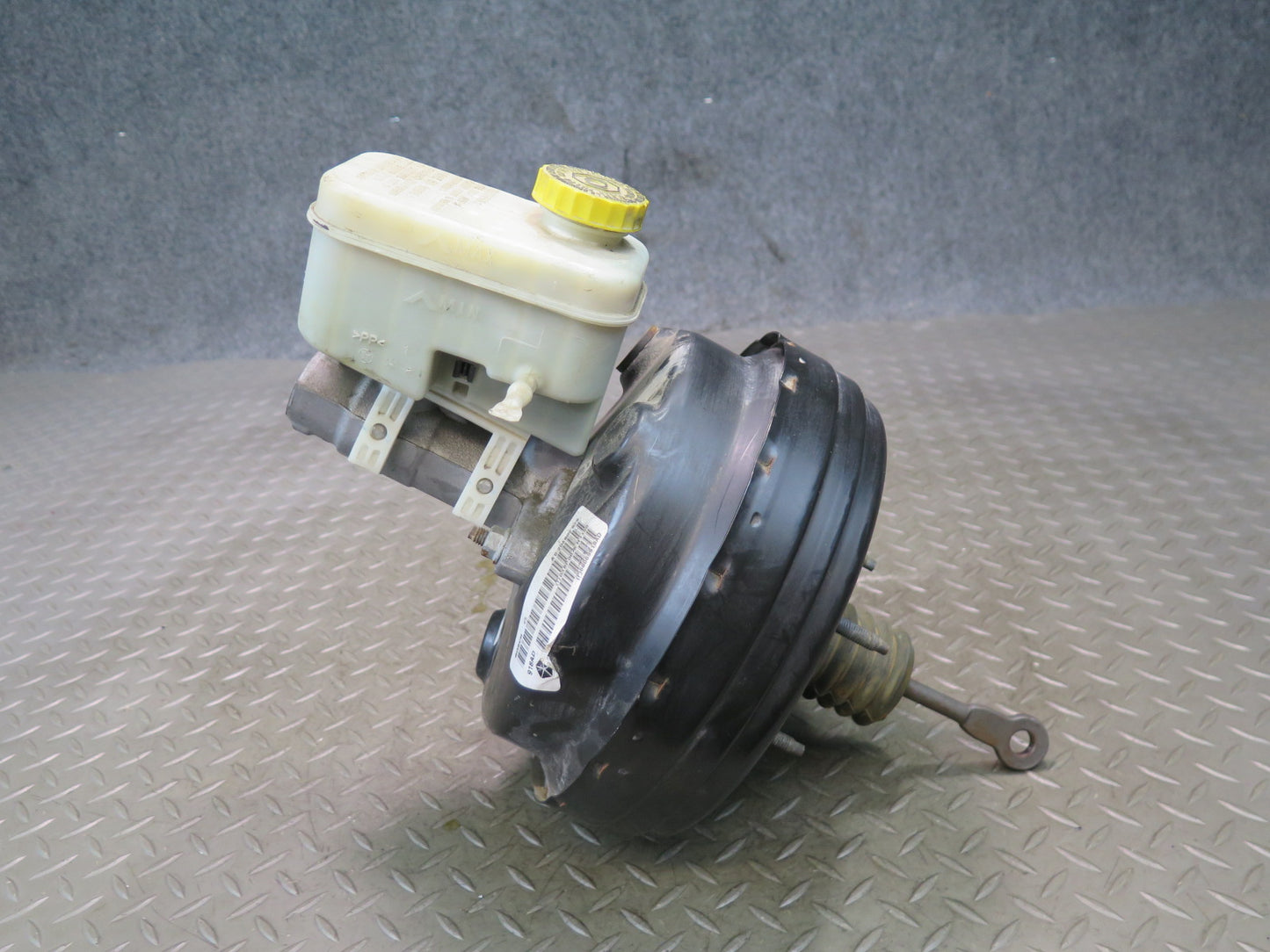11-18 Jeep Wrangler JK Brake Master Cylinder Booster  Fluid Reservoir Tank OEM