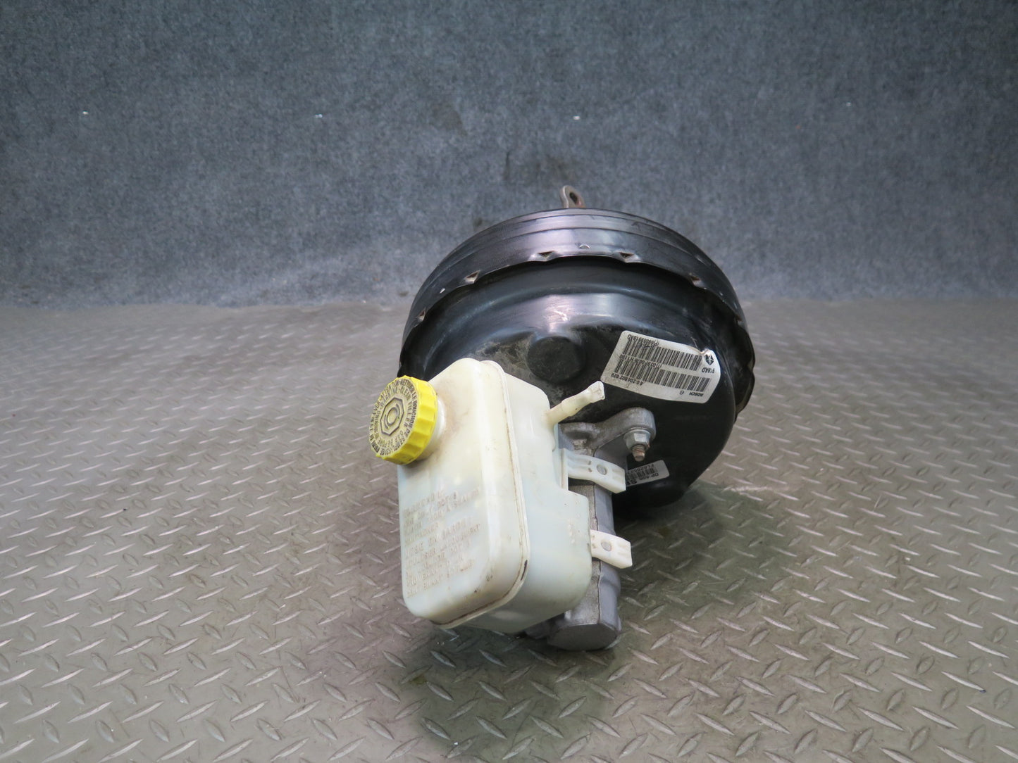 11-18 Jeep Wrangler JK Brake Master Cylinder Booster  Fluid Reservoir Tank OEM
