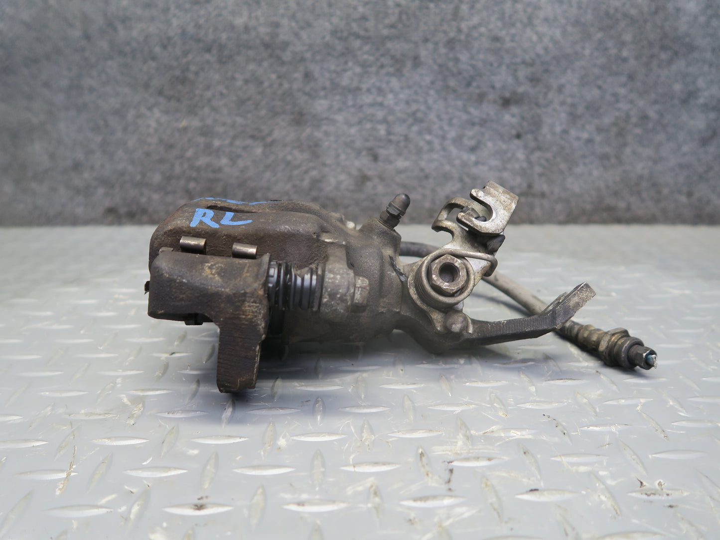 81-83 Datsun S130 280ZX Set of 2 Rear Left & Right Brake Caliper w Hose OEM
