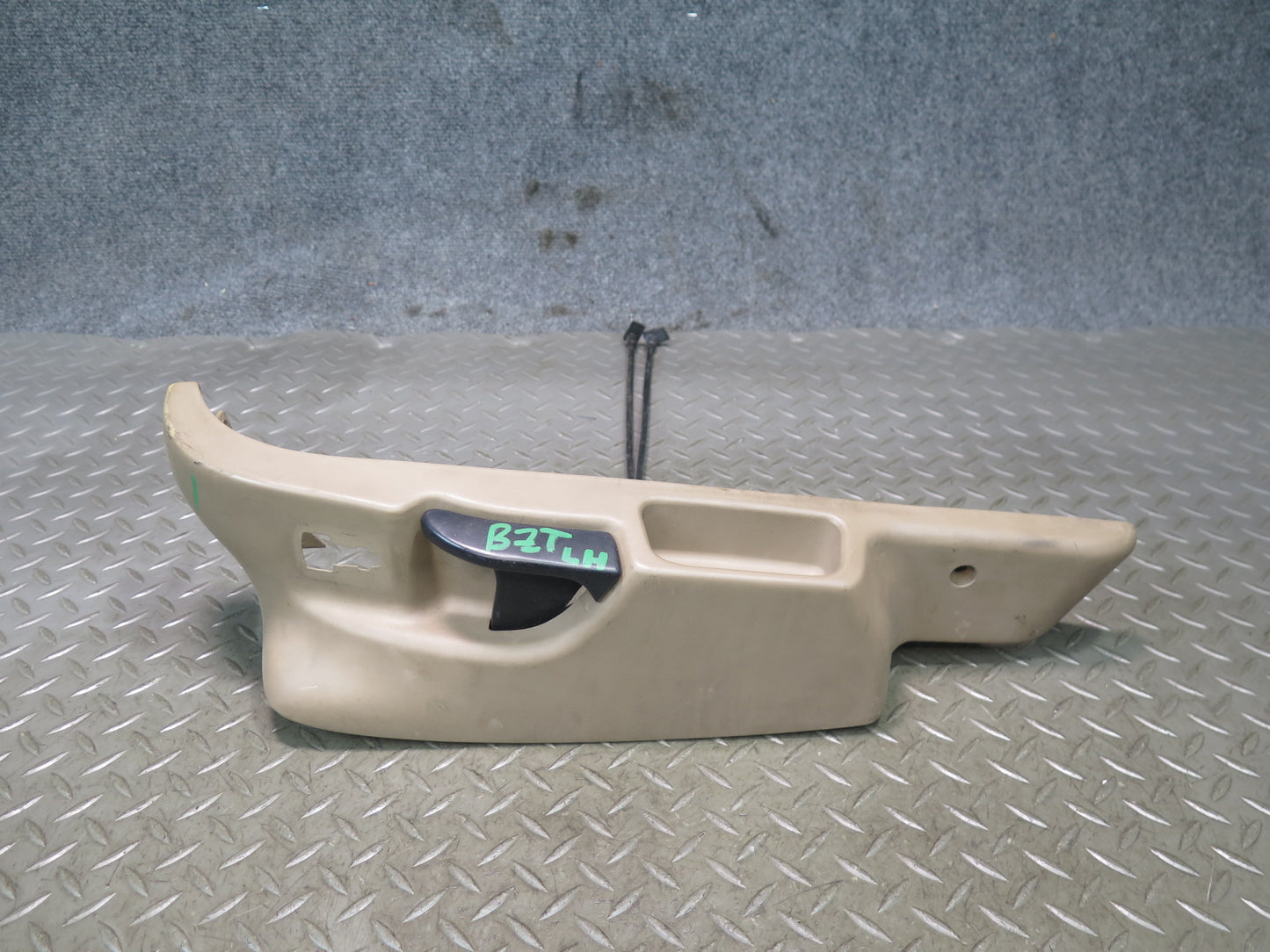 96-02 BMW E36/7 Z3 Left Seat Trim Cover Beige w Adjustment Lever 8398247 OEM