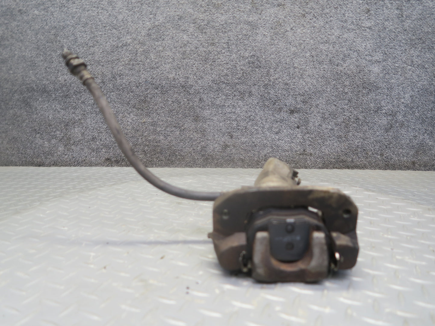 81-83 Datsun S130 280ZX Set of 2 Rear Left & Right Brake Caliper w Hose OEM