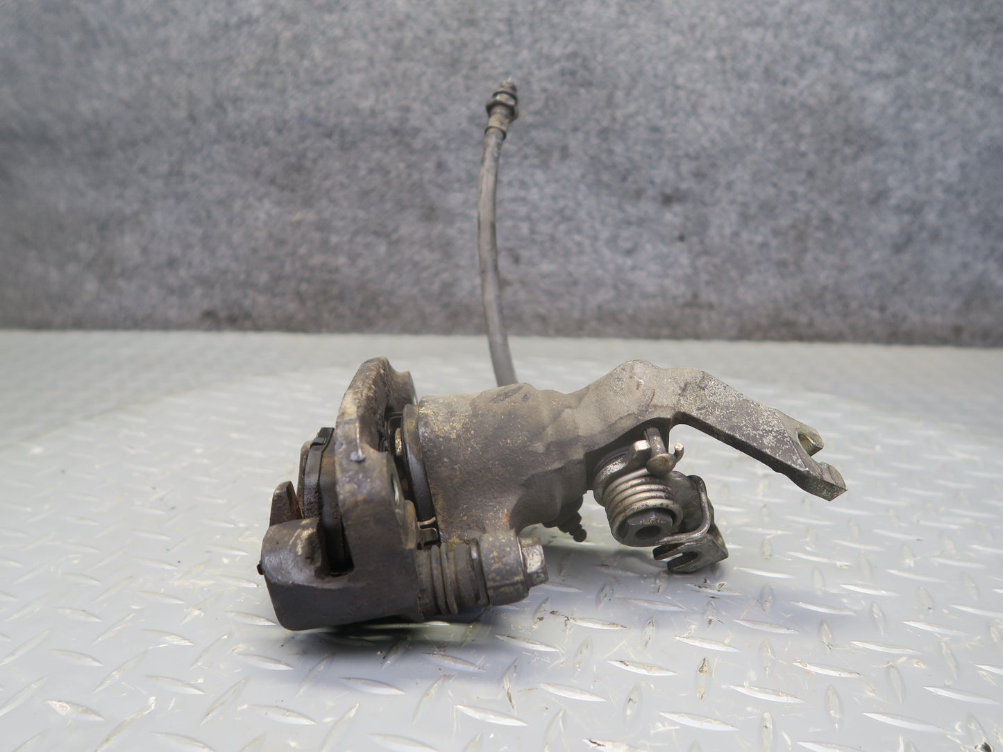 81-83 Datsun S130 280ZX Set of 2 Rear Left & Right Brake Caliper w Hose OEM