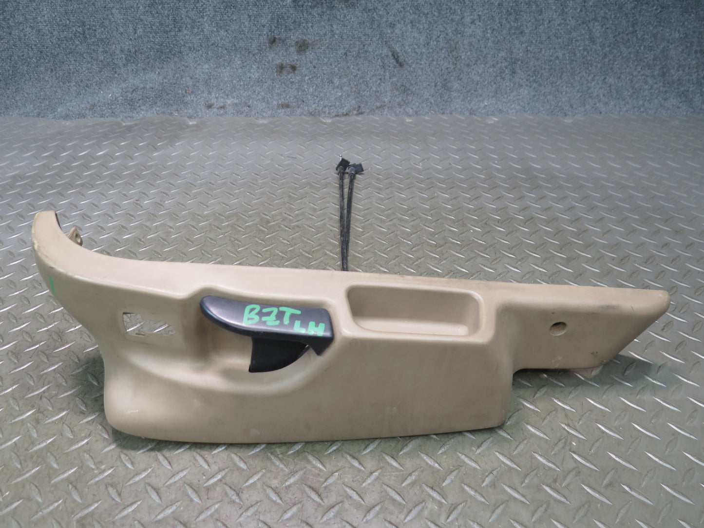 96-02 BMW E36/7 Z3 Left Seat Trim Cover Beige w Adjustment Lever 8398247 OEM