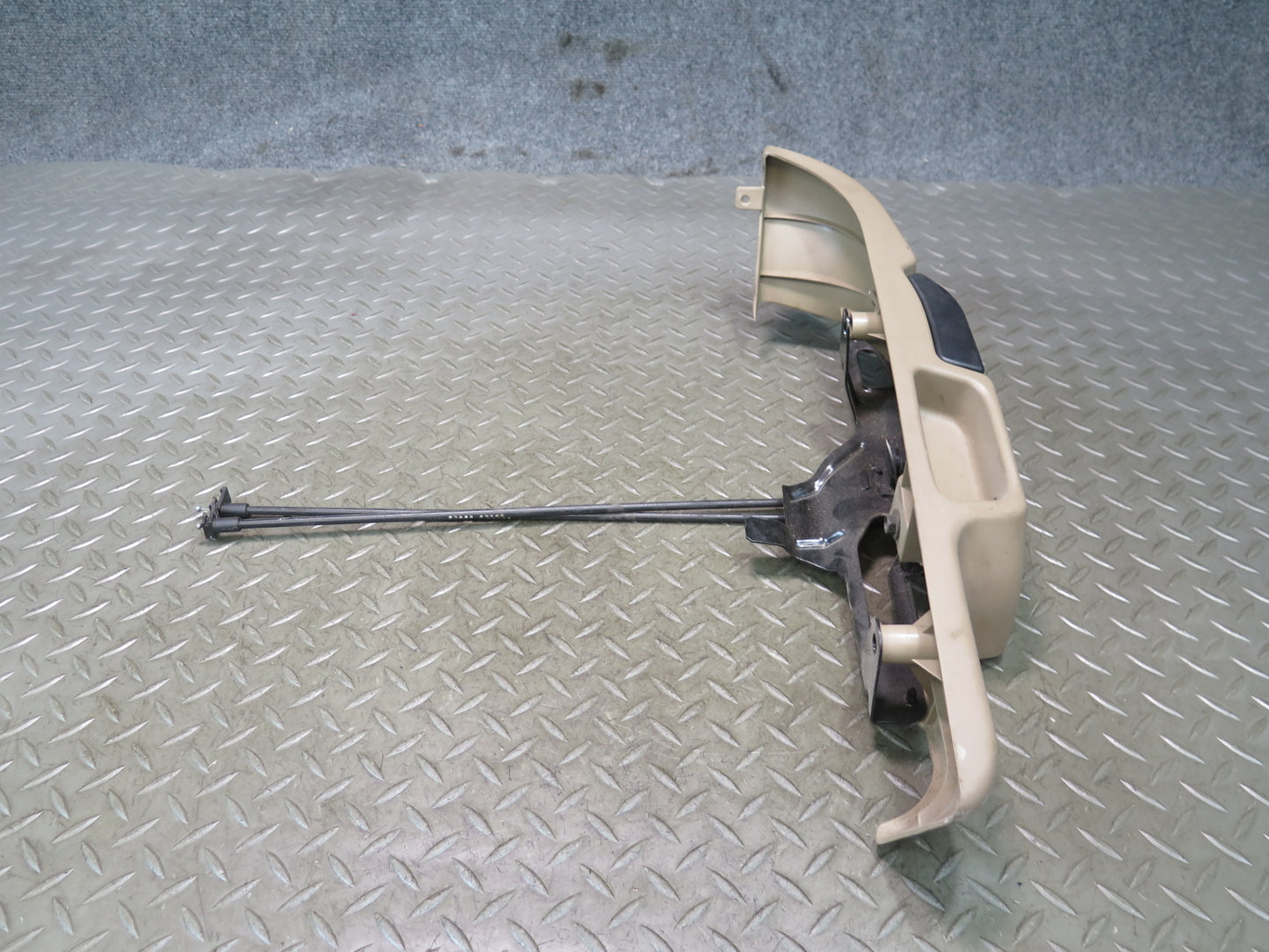 96-02 BMW E36/7 Z3 Right Seat Trim Cover Beige w Adjustment Lever 8398248 OEM