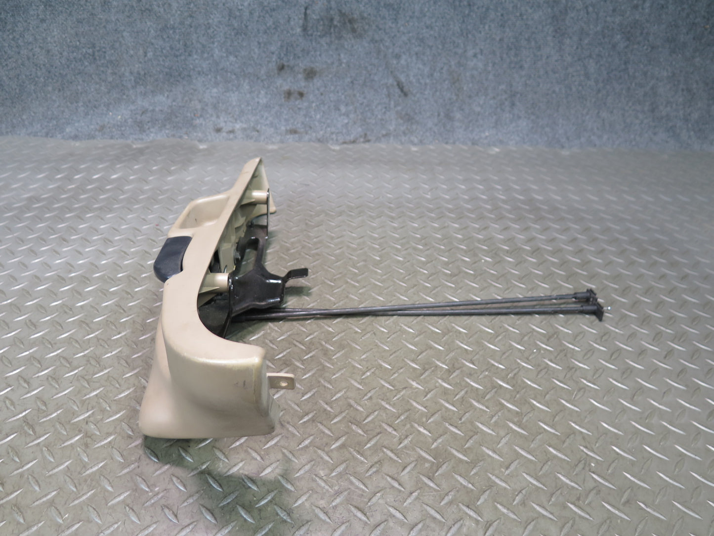 96-02 BMW E36/7 Z3 Right Seat Trim Cover Beige w Adjustment Lever 8398248 OEM
