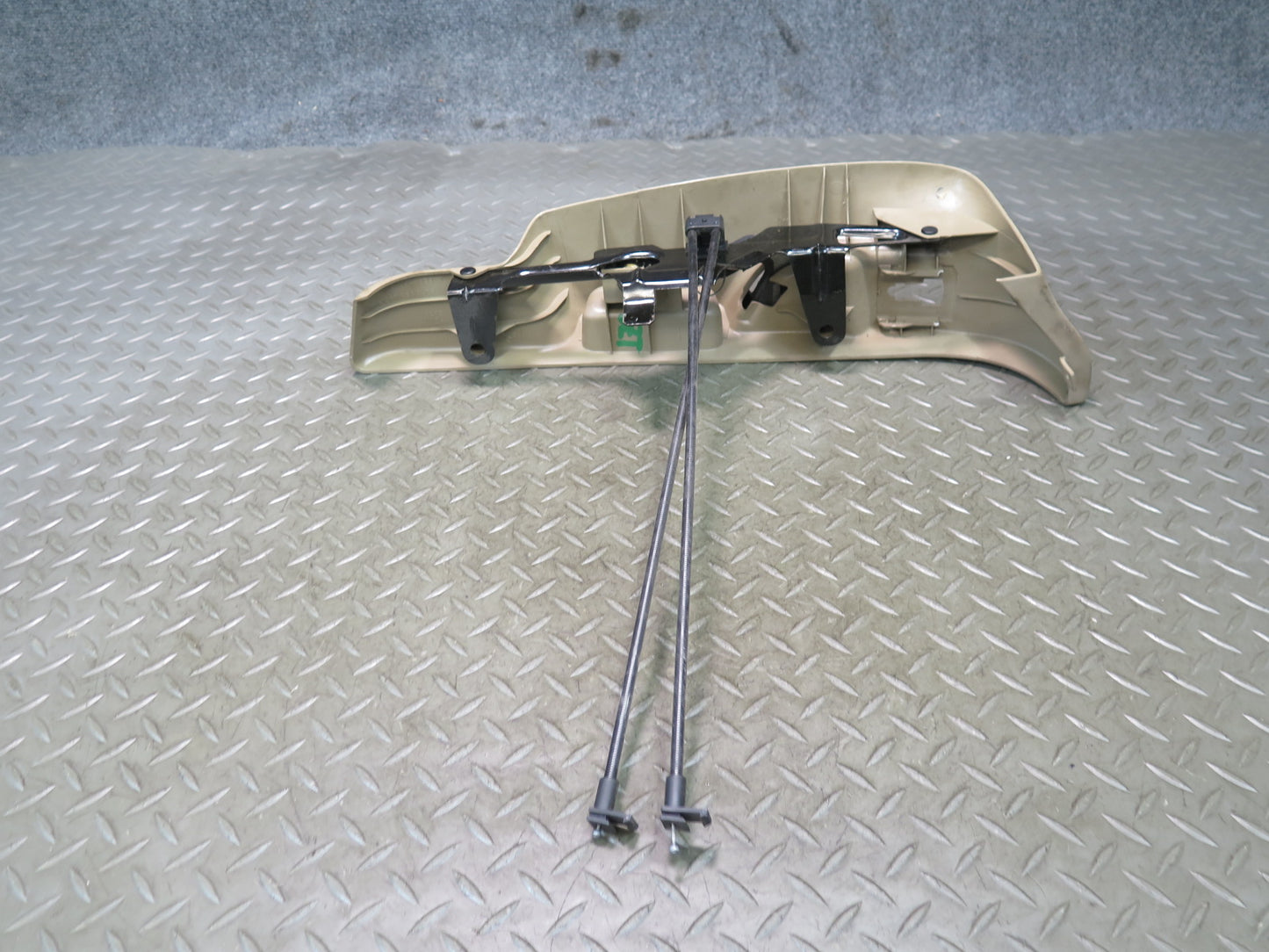 96-02 BMW E36/7 Z3 Right Seat Trim Cover Beige w Adjustment Lever 8398248 OEM