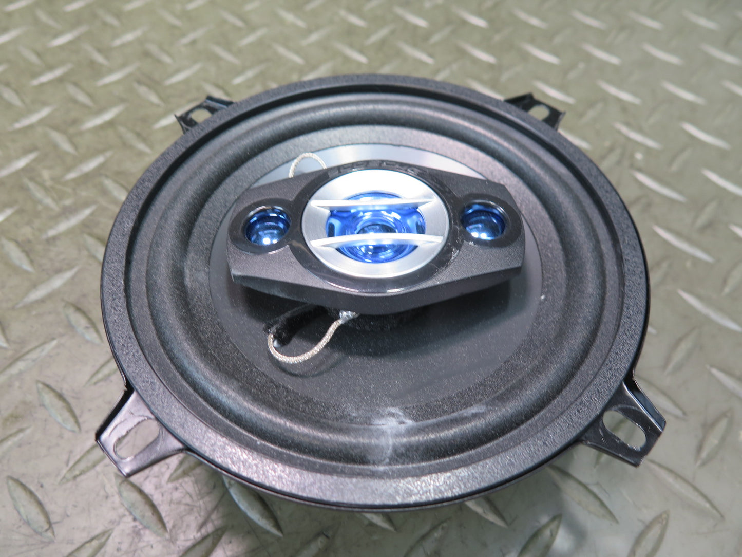 Set of 2 Scosche HD5254SD 4-WAY 5.25" Speaker