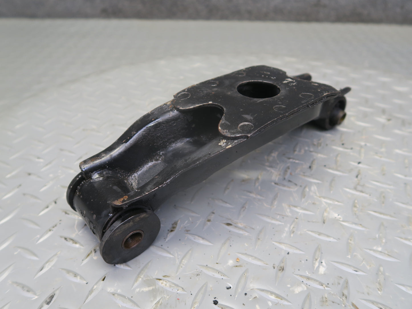 82-83 Datsun Nissan 280ZX S130 3N71B Automatic Transmission Mount Bracket OEM