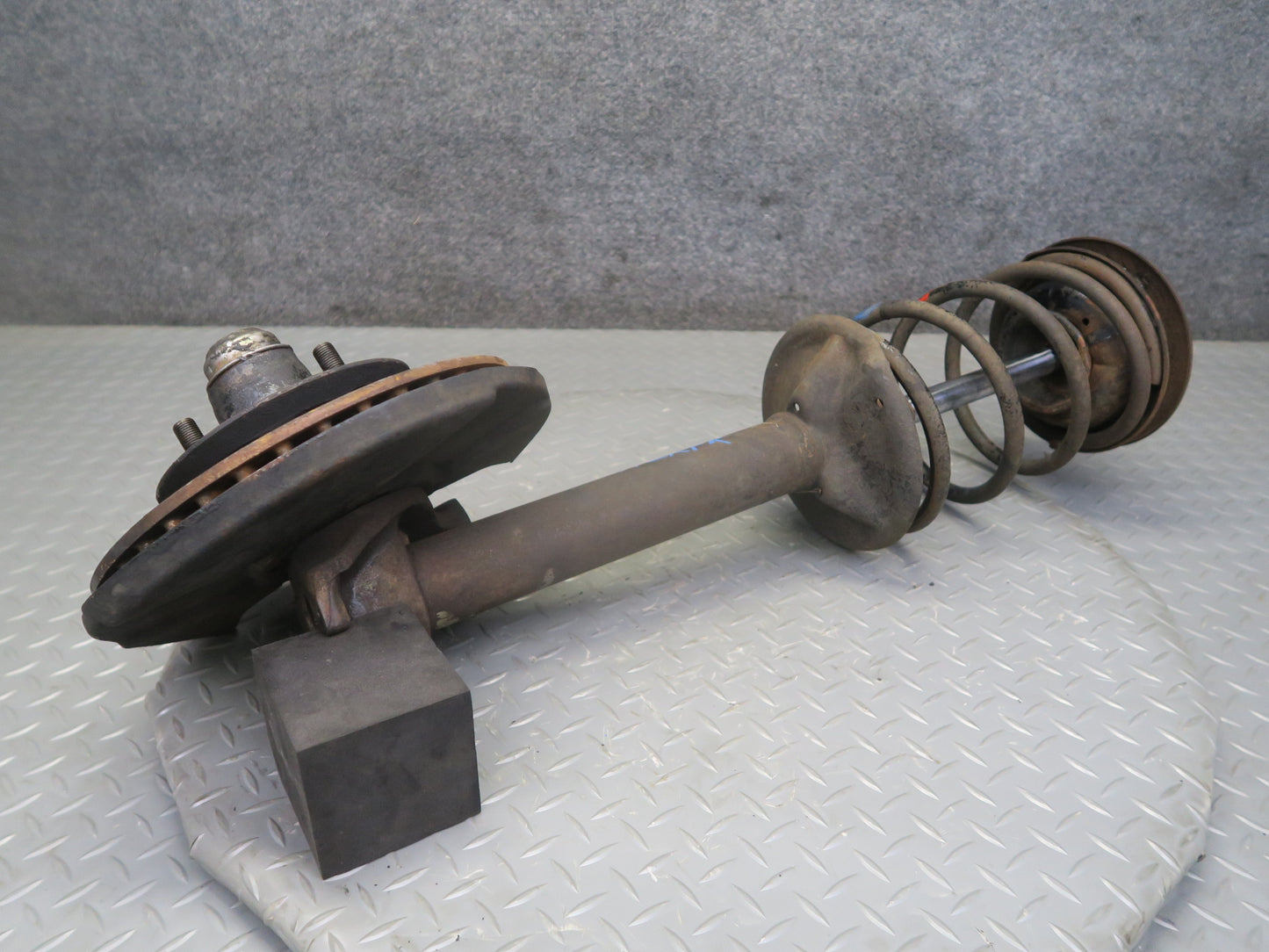82-83 Datsun 280ZX S130 2+2 NA Front Right Shock Strut w Spindle Knuckle OEM