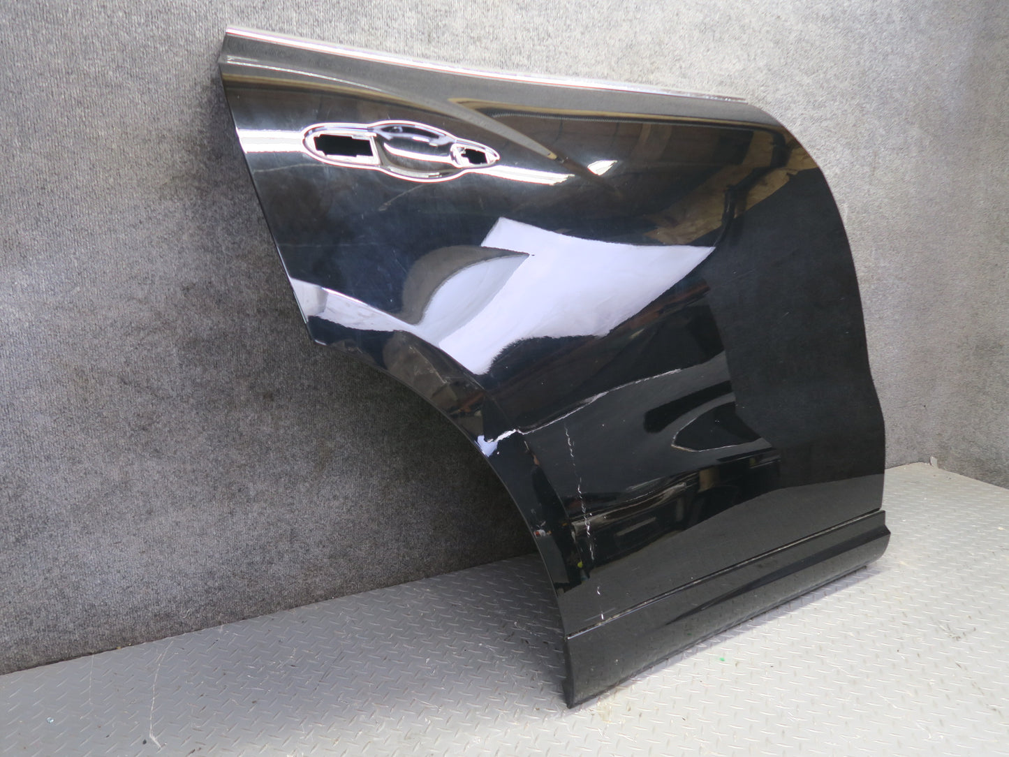2017-2020 Maserati Levante M161 Rear Right Door Shell Panel Black