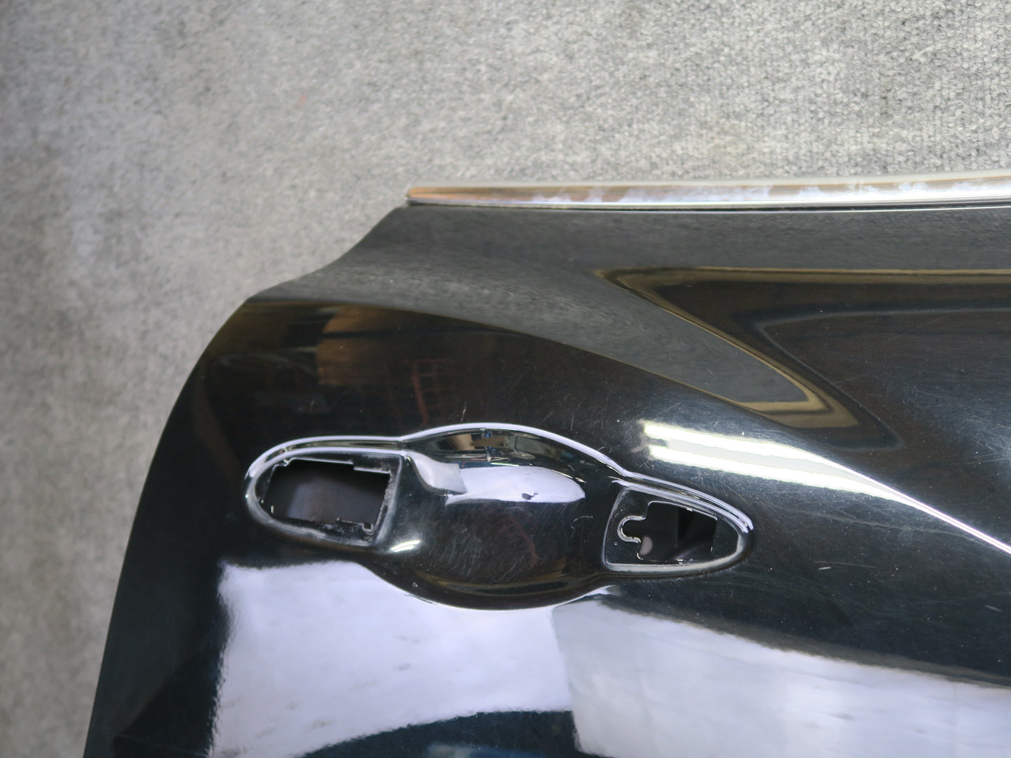 2017-2020 Maserati Levante M161 Rear Right Door Shell Panel Black