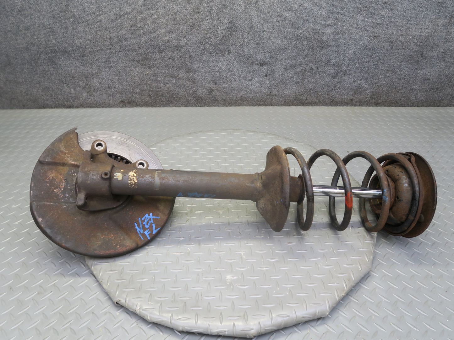 82-83 Datsun 280ZX S130 2+2 NA Front Left Shock Strut w Spindle Knuckle OEM