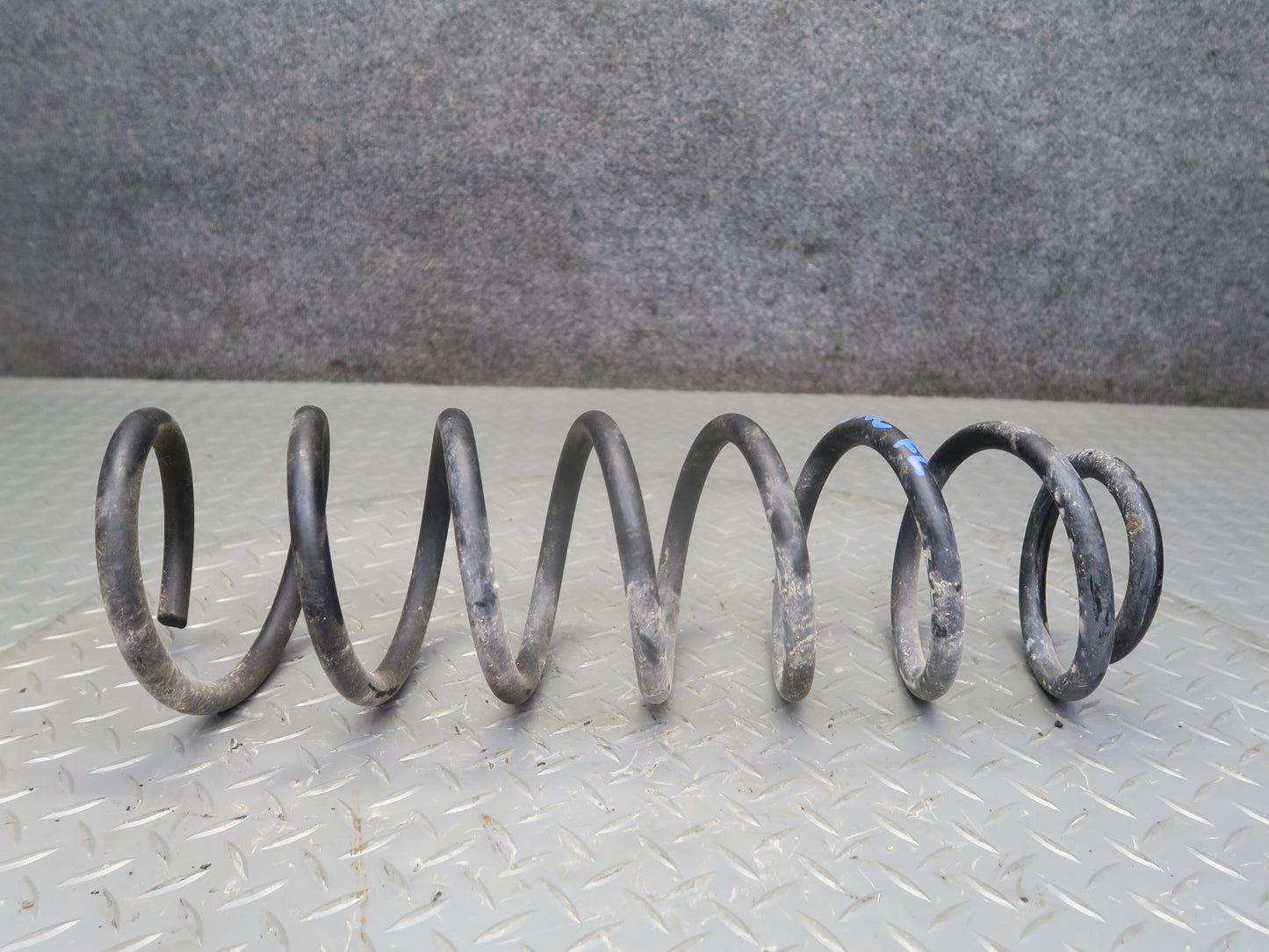 07-18 Jeep Wrangler JK 4-DOOR 4x4 Set of 2 Front  Left & Right Coil Spring OEM