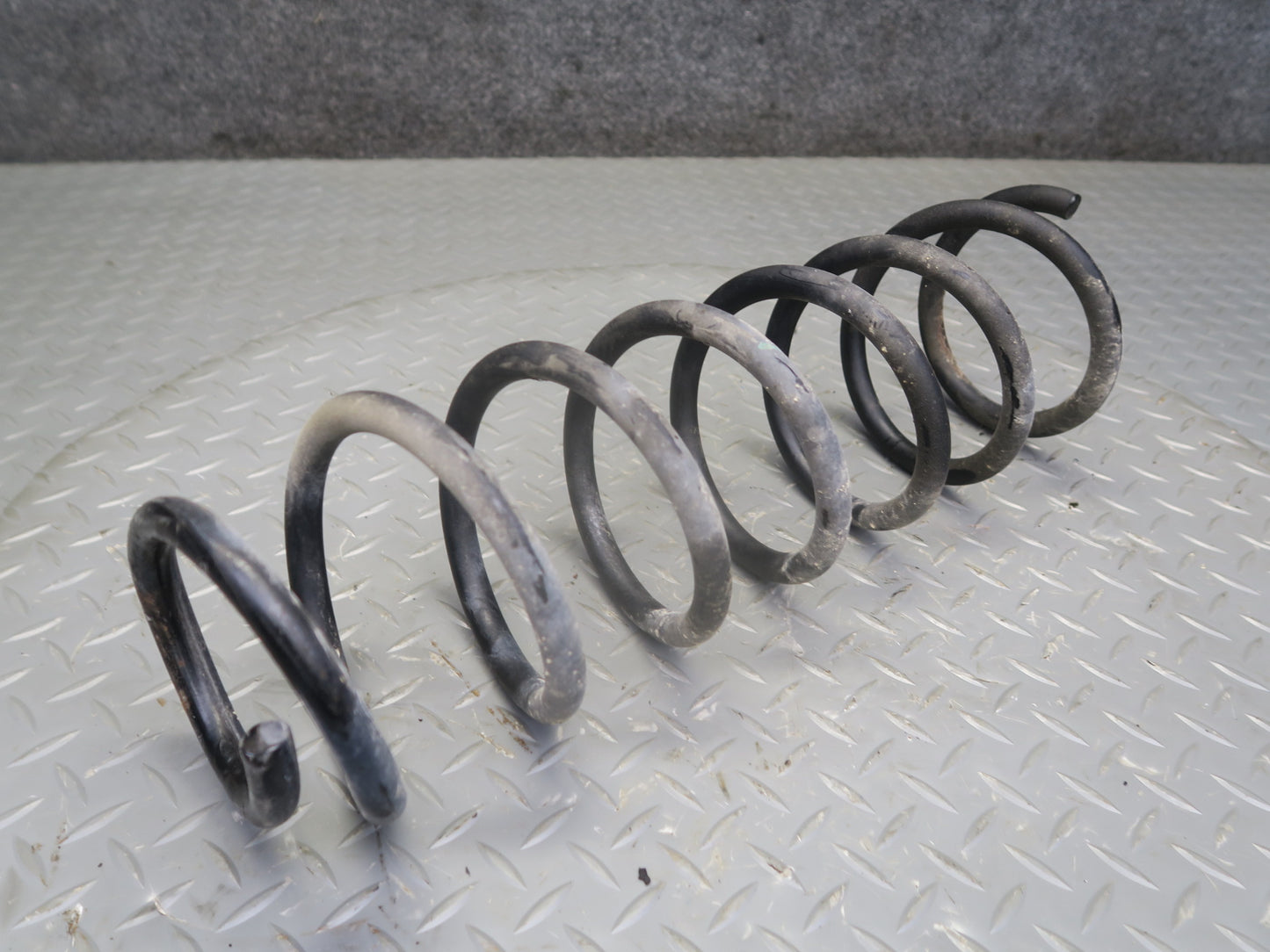 07-18 Jeep Wrangler JK 4-DOOR 4x4 Set of 2 Front  Left & Right Coil Spring OEM