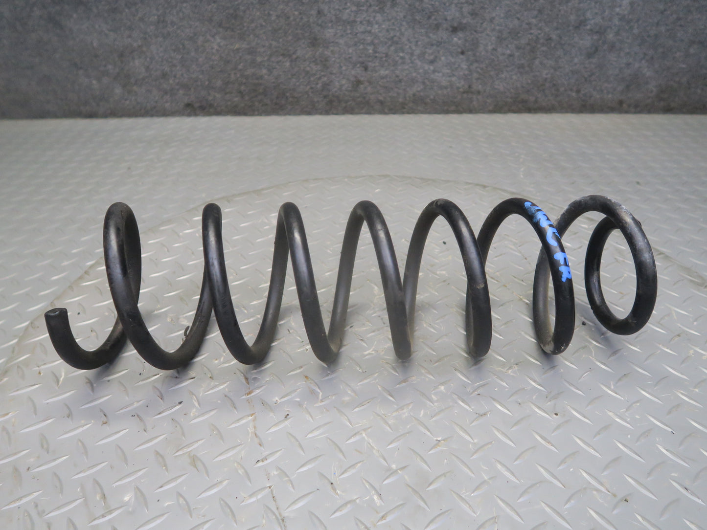 07-18 Jeep Wrangler JK 4-DOOR 4x4 Set of 2 Front  Left & Right Coil Spring OEM