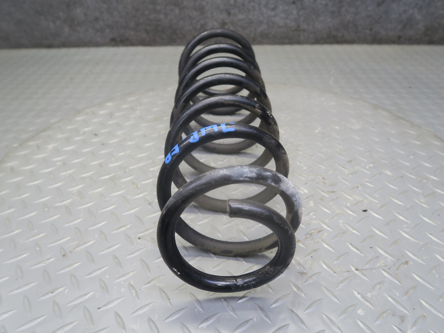 07-18 Jeep Wrangler JK 4-DOOR 4x4 Set of 2 Front  Left & Right Coil Spring OEM