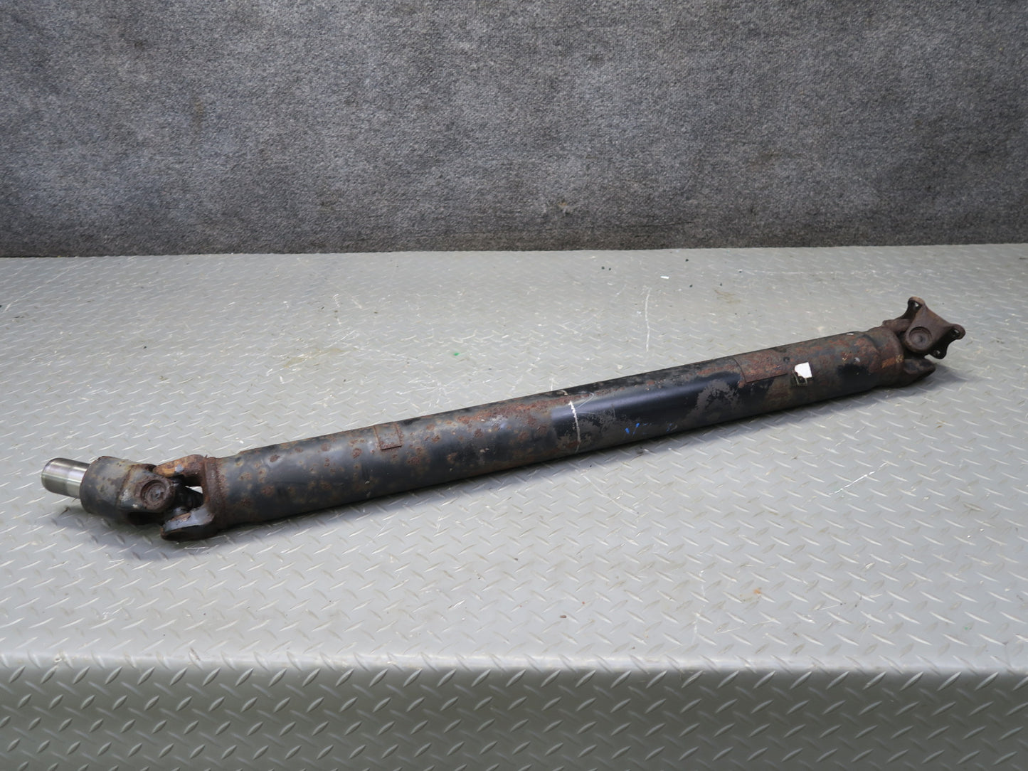 87-89 Nissan Z31 300ZX 2+2 NA A/T Drive Shaft Driveshaft OEM