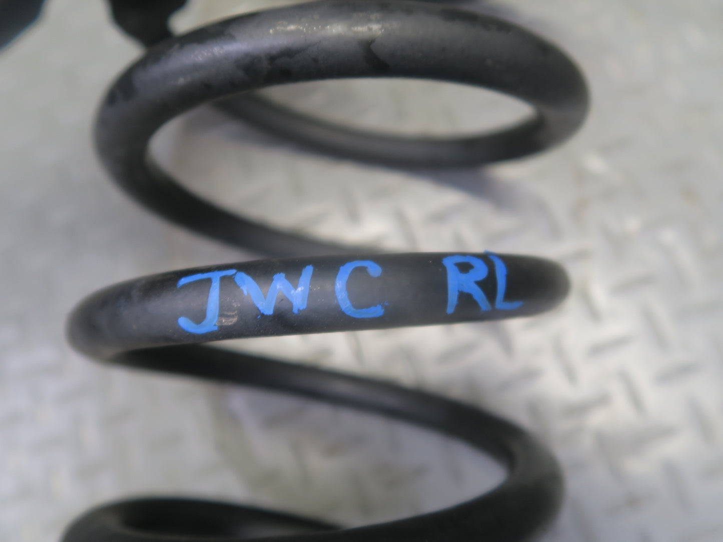 11-18 Jeep Wrangler JK Set of 2 Rear Left & Right Coil Spring 68004459AA OEM