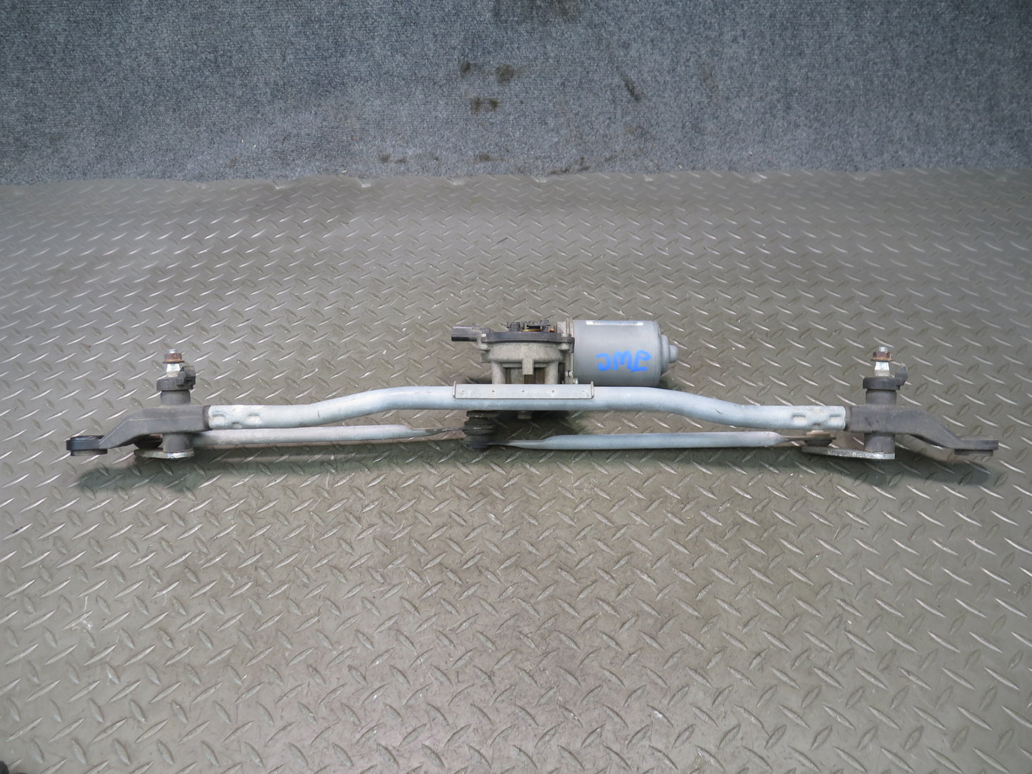 11-18 Jeep Wrangler JK Windshield Wiper Transmission Linkage w Motor OEM