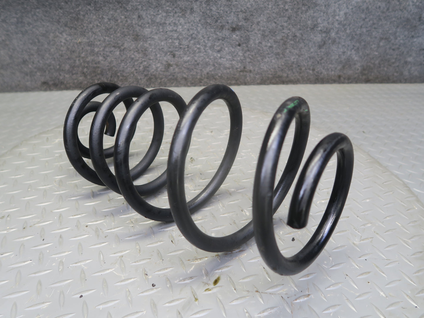 11-18 Jeep Wrangler JK Set of 2 Rear Left & Right Coil Spring 68004459AA OEM