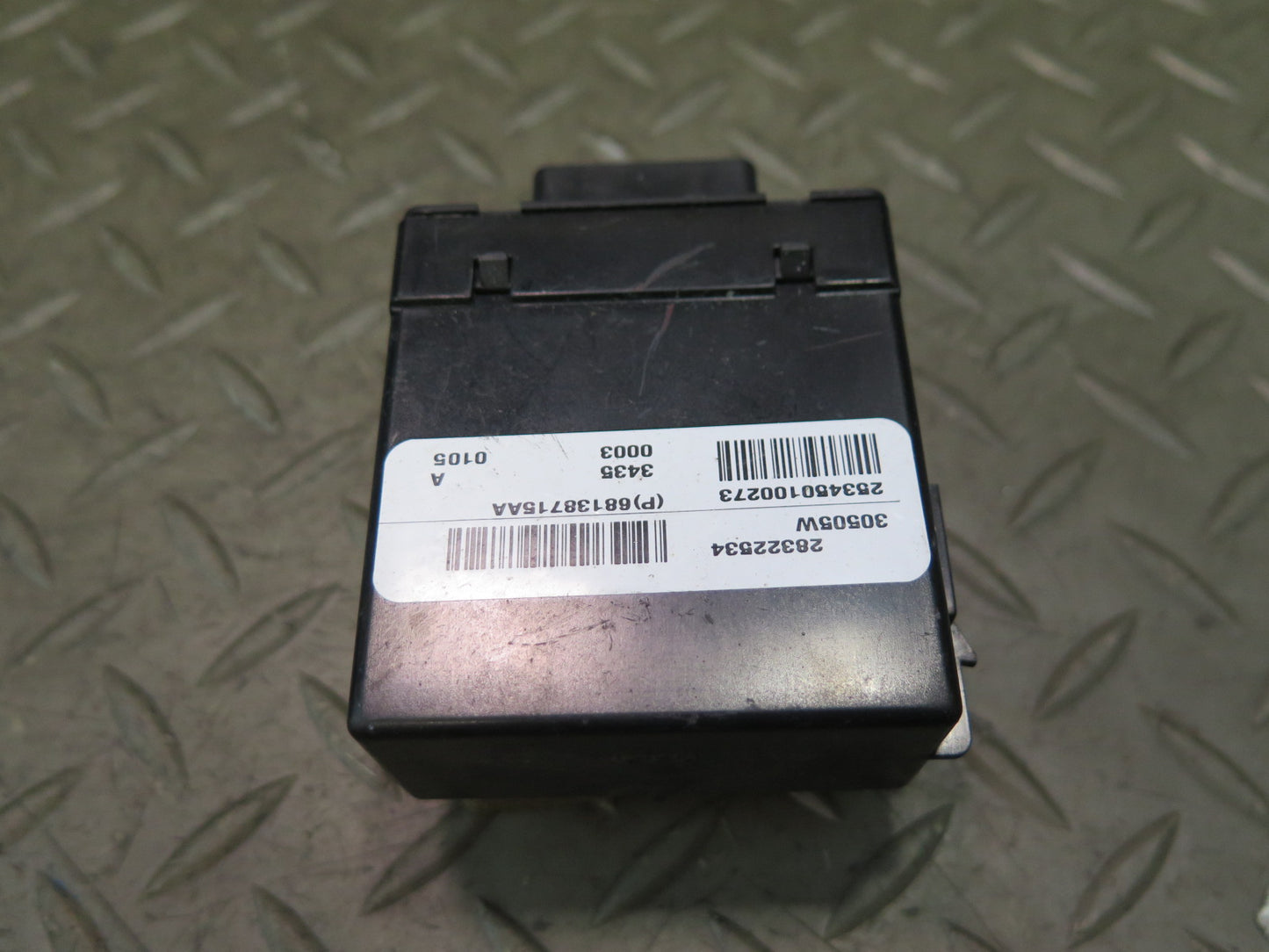 12-17 Jeep Wrangler JK Heated Seat Module 68138715AA OEM