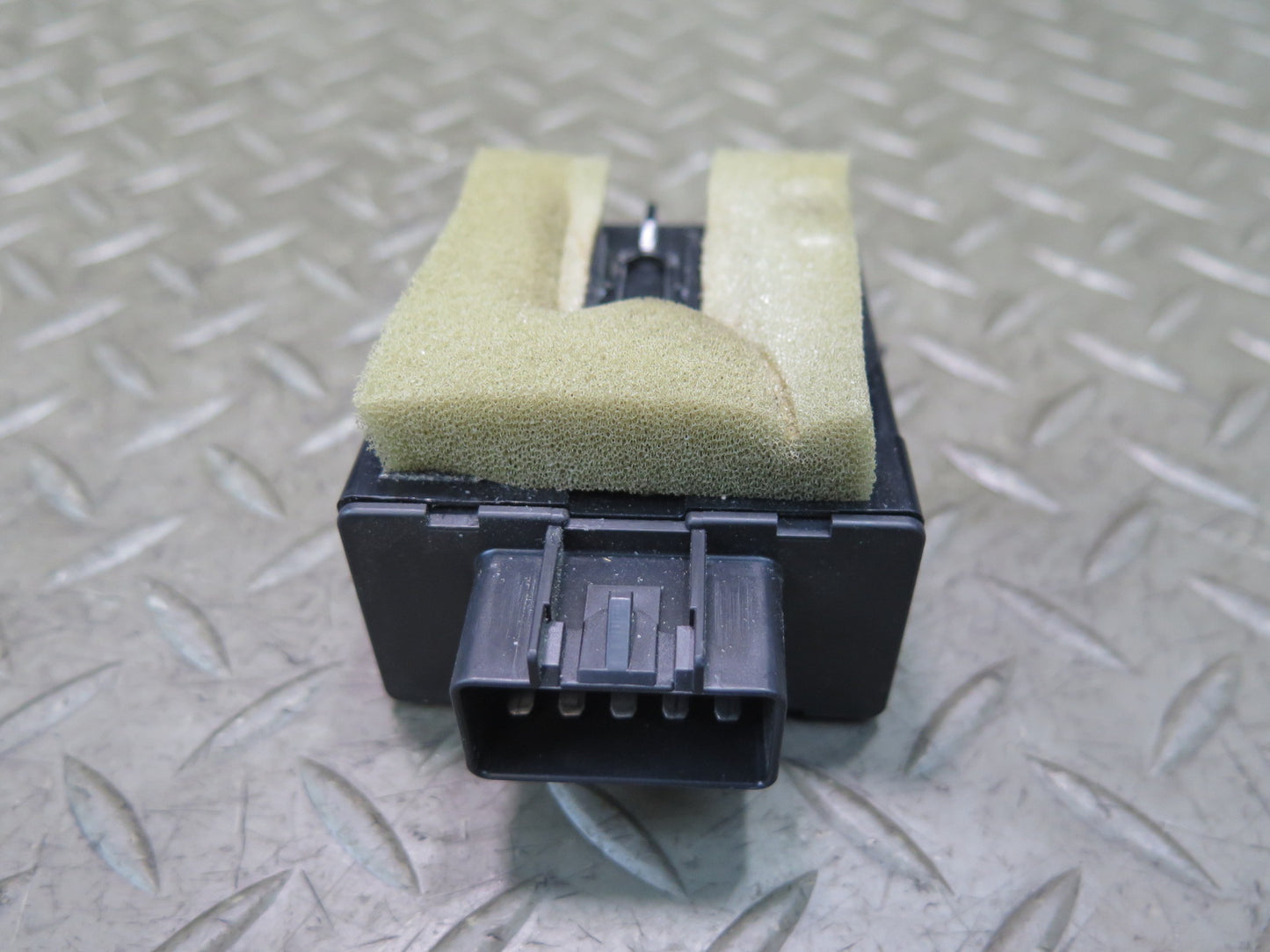 12-17 Jeep Wrangler JK Heated Seat Module 68138715AA OEM