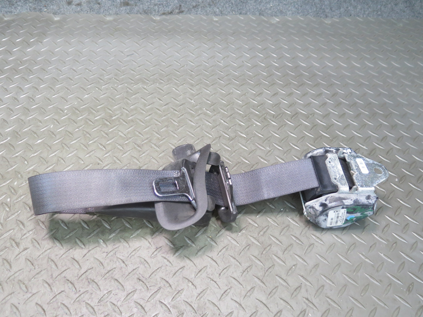 06-12 CHEVROLET CORVETTE C6 SET OF 2 FRONT RIGHT & LEFT SEATBELT RETRACTOR OEM