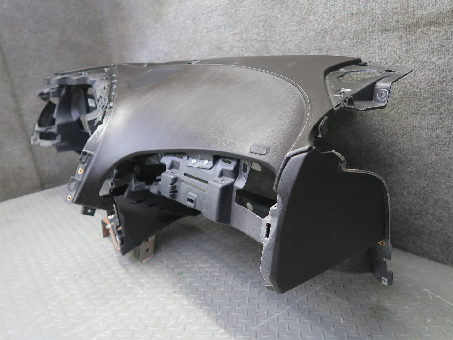 14-19 Chevrolet Corvette C7 Instrument Panel Dashboard Dash Trim Panel OEM