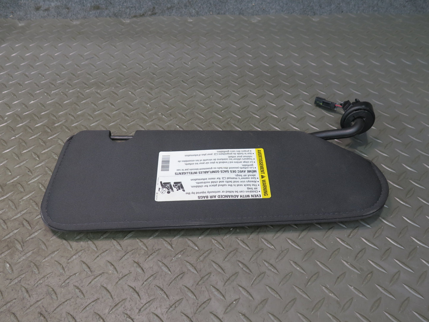 05-13 Chevrolet Corvette C6 Coupe Set of 2 Left & Right Sun Visor Black OEM