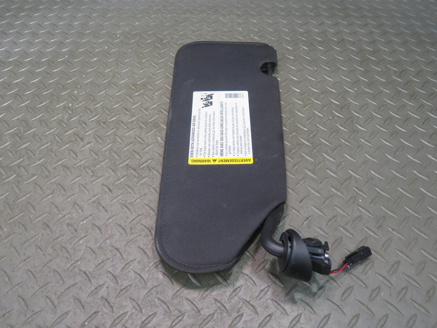 05-13 Chevrolet Corvette C6 Coupe Set of 2 Left & Right Sun Visor Black OEM